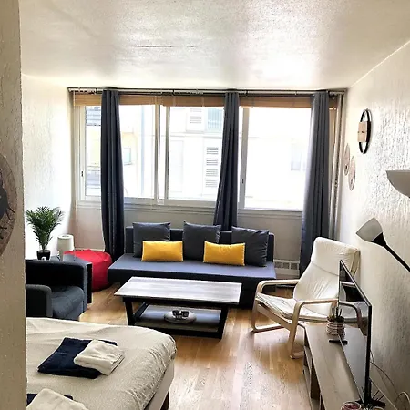 Cozy Near The Eiffel Tower Paris